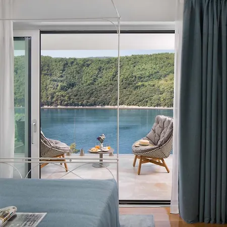 Labin Waterfront - Stunning Sea Views - Jacuzzi - Sauna - Pool Table * Sveta Marina