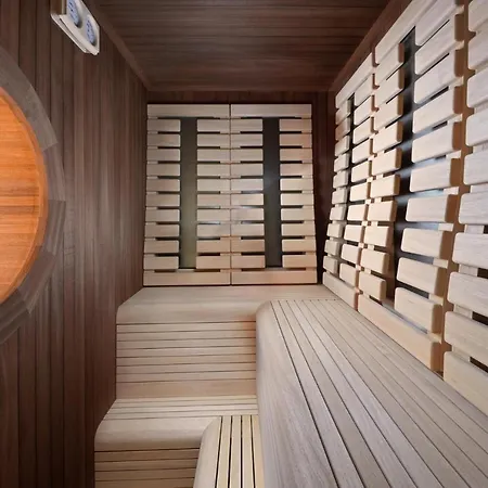 Labin Waterfront - Stunning Sea Views - Jacuzzi - Sauna - Pool Table ヴィラ Sveta Marina